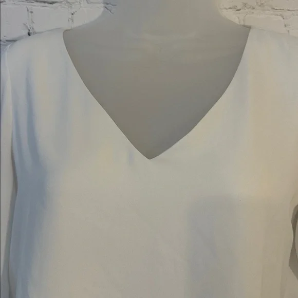 Babaton Cream long sleeve V neck Blouse - Picture 2 of 6